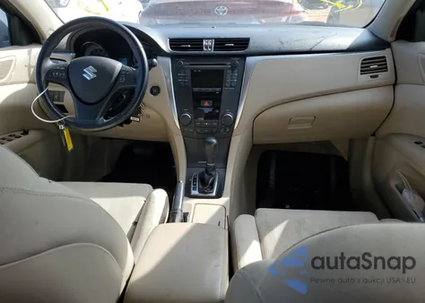 2012 Suzuki Kizashi Se z USA, uszkodzony, nr VIN JS2RE9A33C6100834